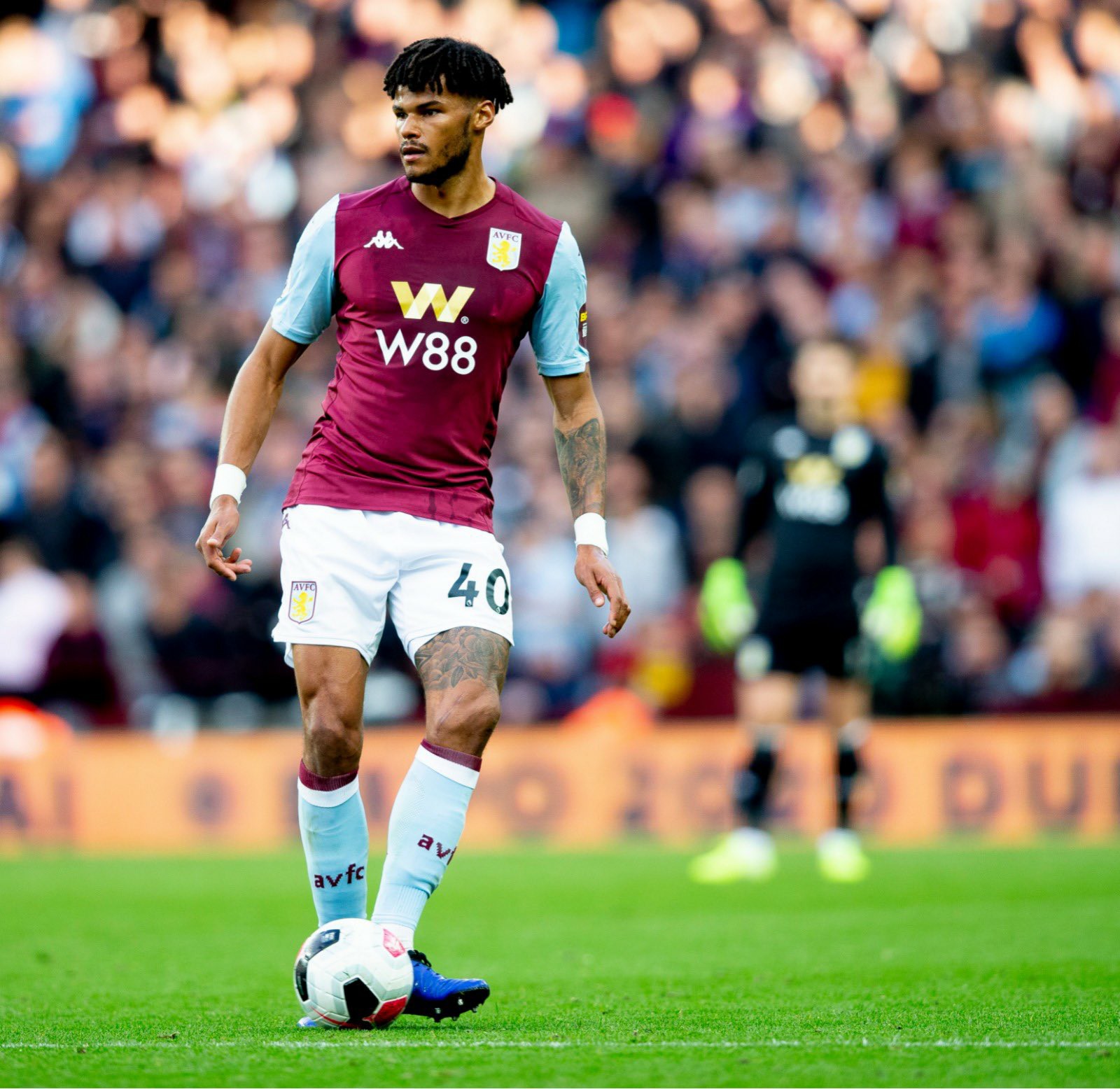 爱游戏注册 -布莱顿迎欧超杯关键赛，清晨止住颓势，更衣室稳定，身体对抗强度拉满的简单介绍