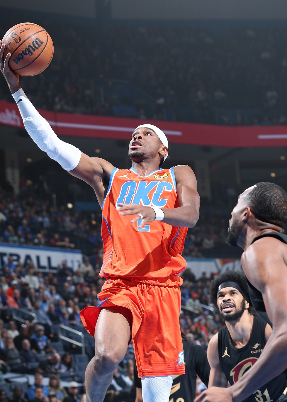 爱游戏官网网站 -清晨俄克拉荷马雷霆备战NBA总决赛，状态回暖细节曝光，更衣室稳定，年轻球员得到机会的简单介绍